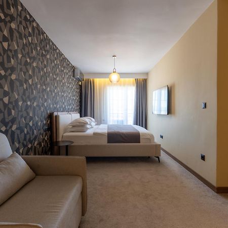 Downtown Apartments Prishtinë Luaran gambar