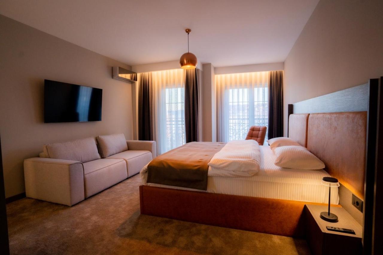 Downtown Apartments Prishtinë Luaran gambar