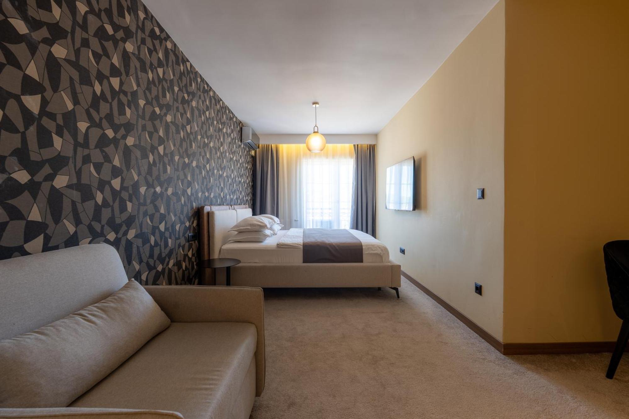Downtown Apartments Prishtinë Luaran gambar