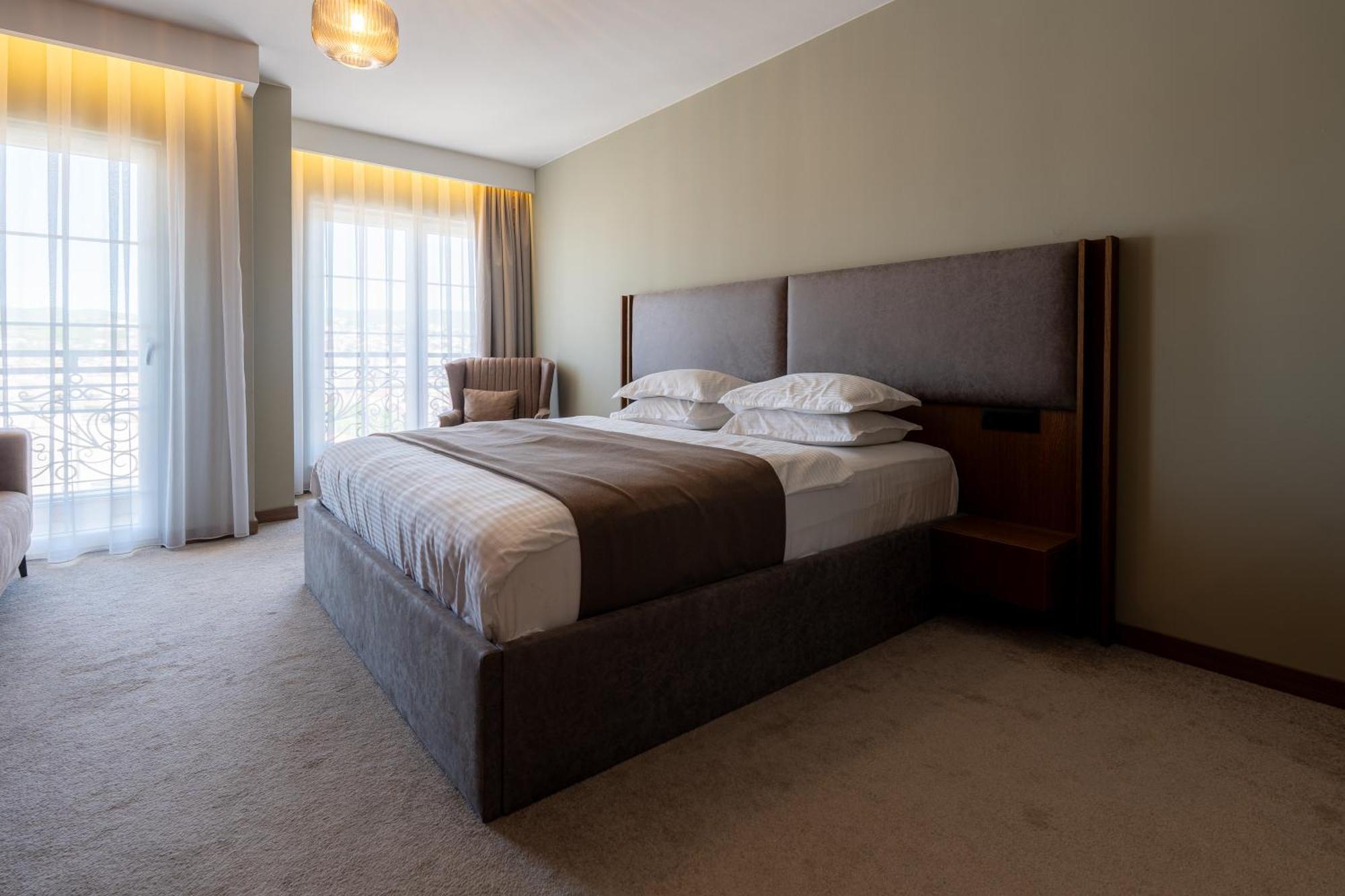 Downtown Apartments Prishtinë Luaran gambar