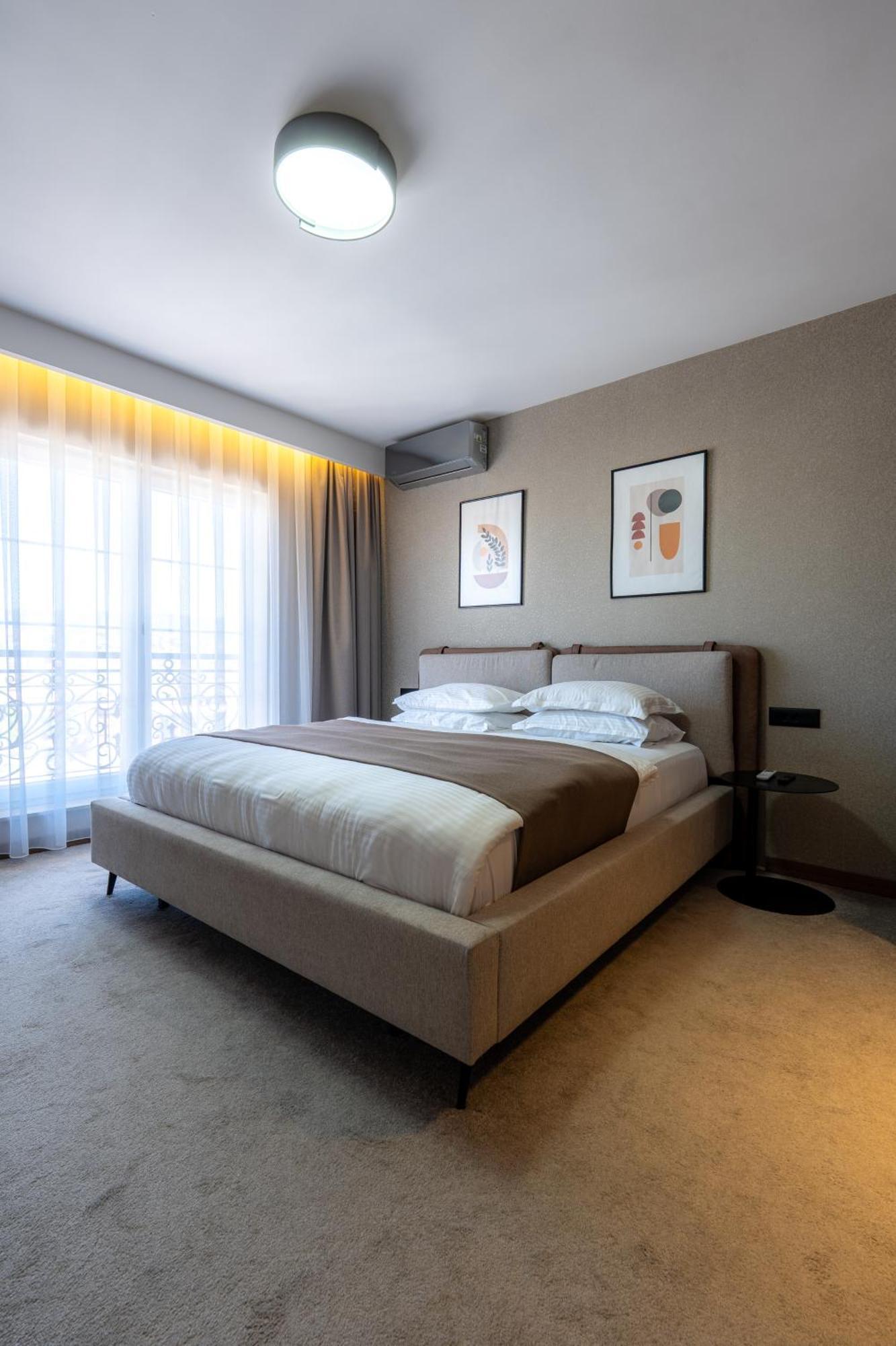 Downtown Apartments Prishtinë Luaran gambar